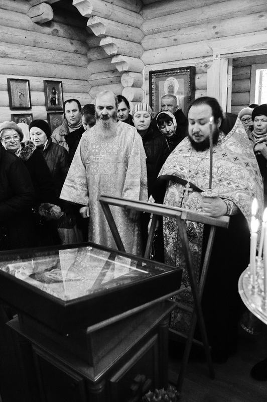 16 марта 2013 года в деревянном храме при строящемся храме святителя Иова Патриарха Московского и всея Руси (Можайское шоссе, вл. 54) был отслужен молебен