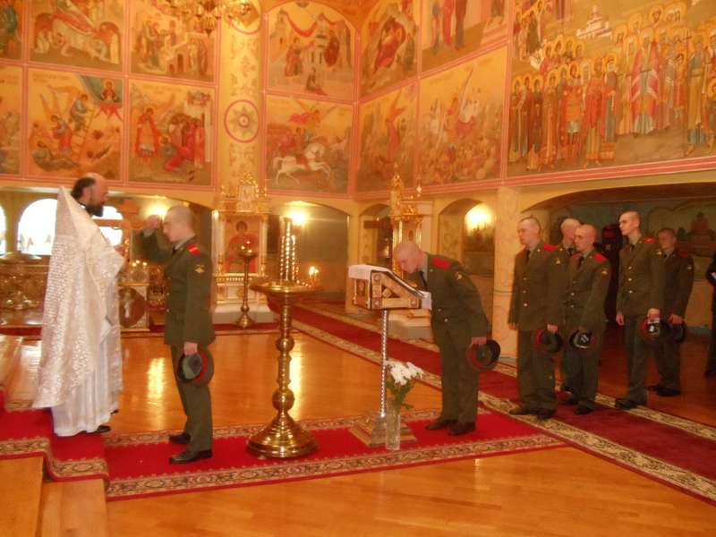 19 сентября в день празднования чуда Архангела Михаила в Хонех в храме Военной академии Генерального штаба была совершена божественная Литургия