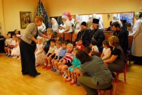Епископ Бронницкий Игнатий посетил специальный (коррекционный) детский дом № 11