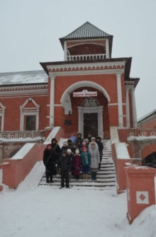 По святыням Москвы: посещение Высоко-Петровского монастыря
