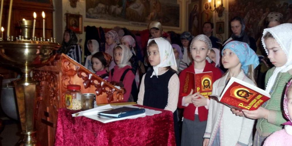 30 марта в Крестильном храме подворья состоялась первая Великопостная Литургия для детей