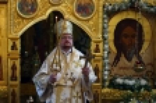 Епископ Бронницкий Игнатий совершил Божественную Литургию в храме Спаса Нерукотворного Образа на Сетуни