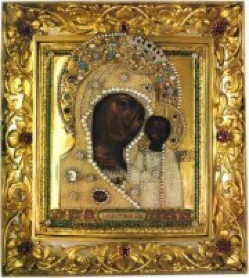 В день празднования Казанской иконы Божией Матери престольные праздники в храмах: