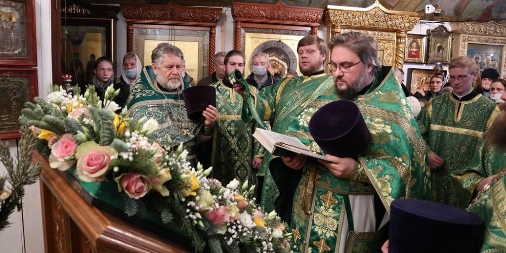 Праздничная Божественная литургия была совершена в день второго обретения мощей преподобного Серафима Саровского