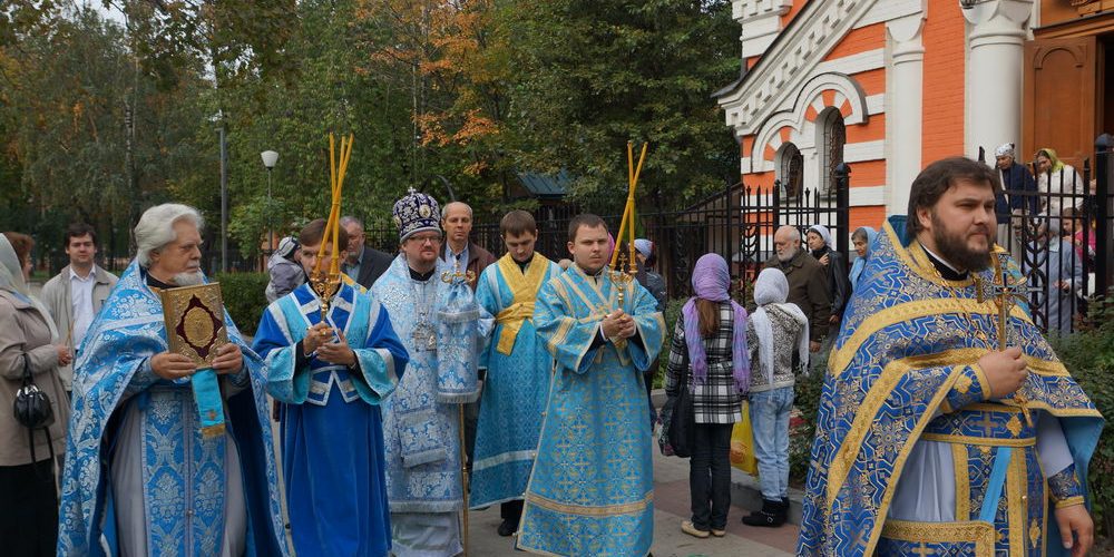 22 сентября 2012 года в храме-часовне Архангела Михаила близ Кутузовской избы, что в Филях состоялись торжества по случаю 100-летнего юбилея со дня освящения.