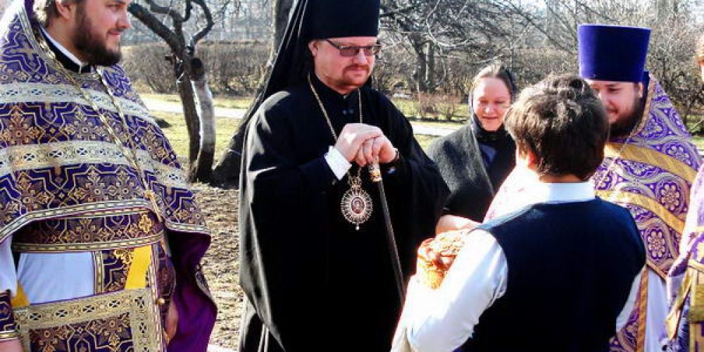 Епископ Выборгский и Приозерский Игнатий, управляющий Западным викариатством  г. Москвы посетил храм Святителя Иова в его Престольный Праздник