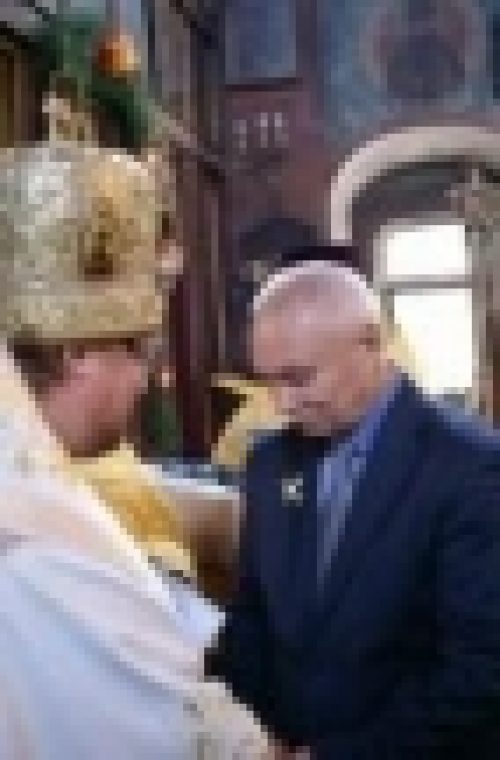 Епископ Игнатий вручил церковные награды в храме в Тропарево