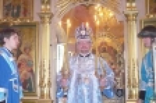 В праздник Рождества Богородицы епископ Бронницкий Игнатий возглавил Божественную Литургию в храме на Крылатских Холмах