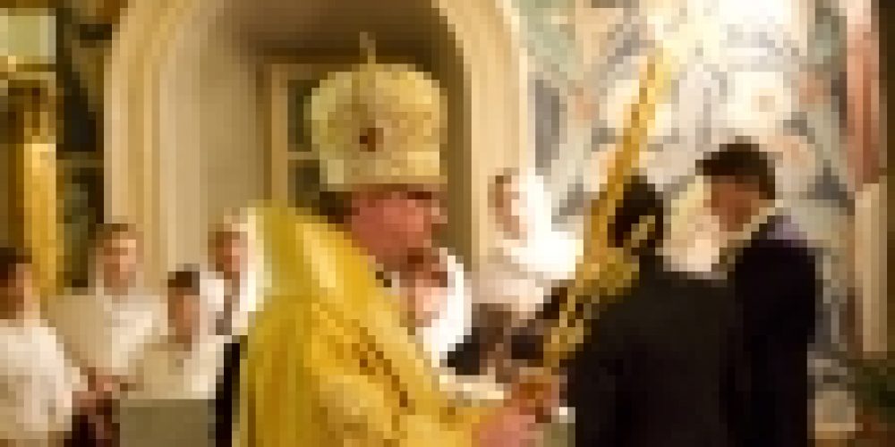 В праздник Рождества Христова епископ Бронницкий Игнатий совершил Божественную литургию в храме Рождества Иоанна Предтечи на Пресне