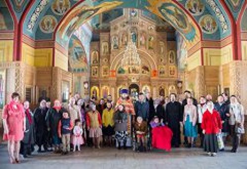 Монахини католического ордена «Дом матери Терезы» с подопечными посетили храм святителя Николая в Покровском