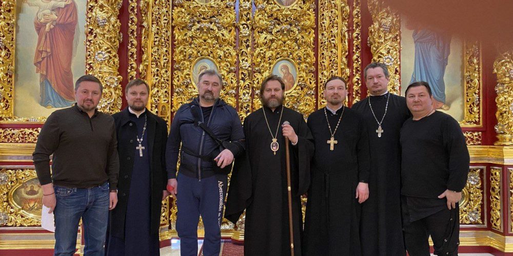 Епископ Одинцовский и Красногорский Фома посетил приход Александра Невского в посёлке Княжье озеро