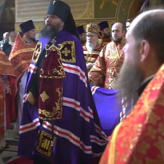 Пасхальное богослужение Западного викариатства в Иверском храме в Очаково-Матвеевском г. Москвы