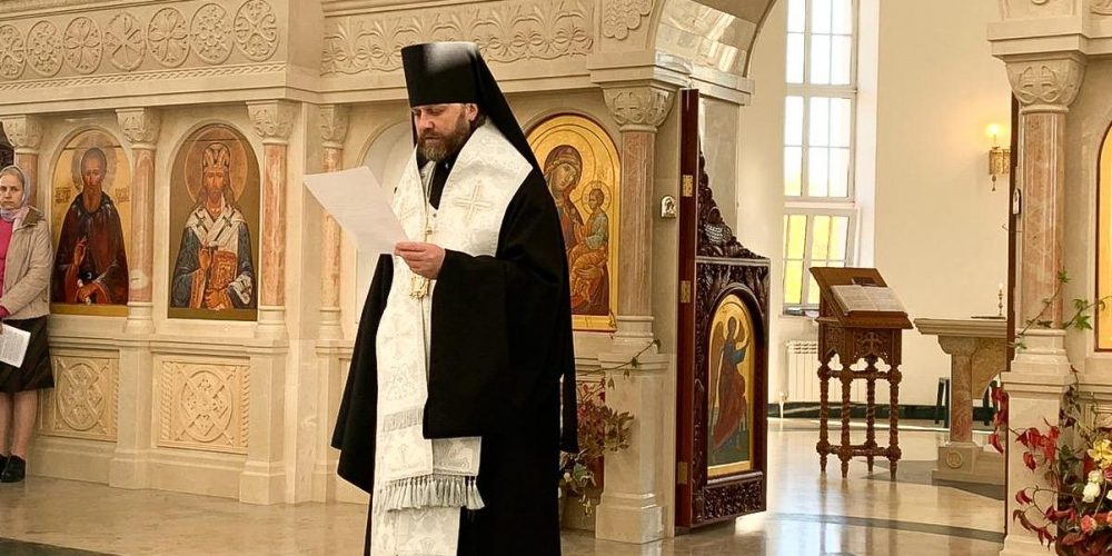 Епископ Павлово-Посадский Фома совершил отпевание протоиерея Димитрия Арзуманова