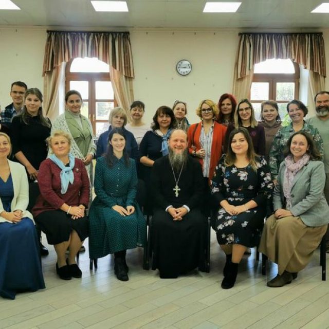 Состоялось собрание руководителей Воскресных школ Западного викариатства