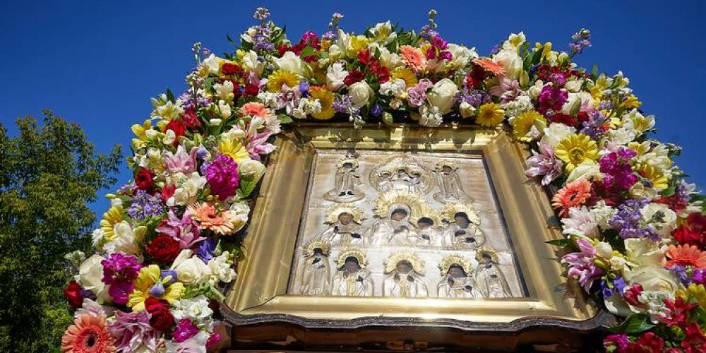 В день празднования Колочской иконы Божией Матери епископ Фома совершил Литургию в Успенском Колоцком женском монастыре