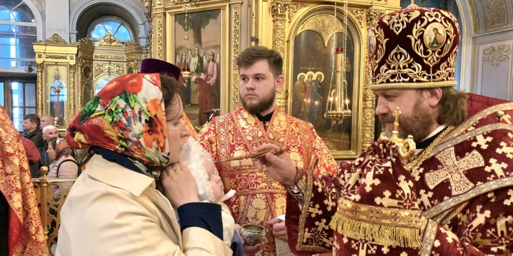 Всенощное бдение в Богоявленском соборе совершил епископ Фома