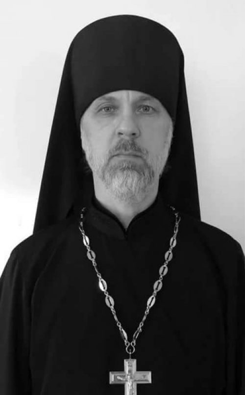 Иеромонах Иоанн (Курмояров) лишён священного сана, но ведет активную медийную деятельность