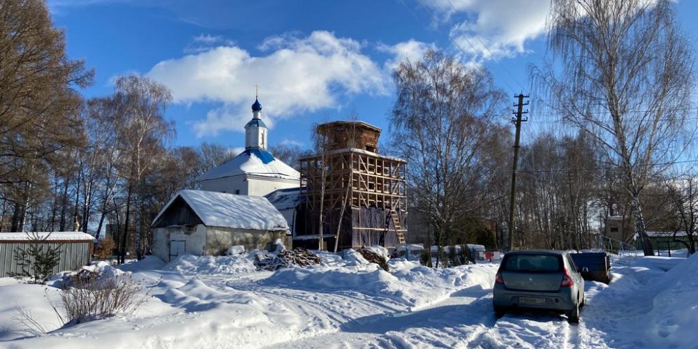 Епископ Одинцовский и Красногорский Фома посетил реставрируемые храмы Подмосковья