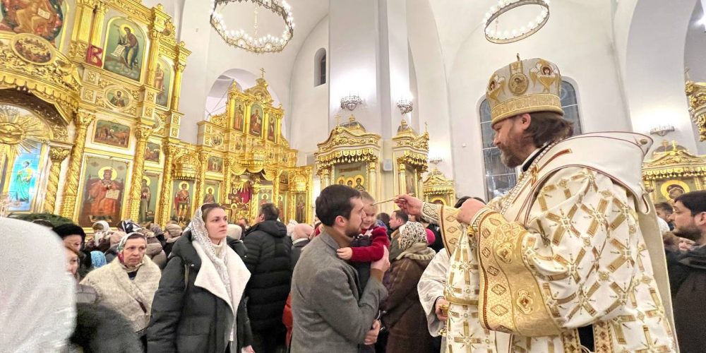 Архиепископ Фома совершил всенощное бдение в Георгиевском соборе г. Одинцово