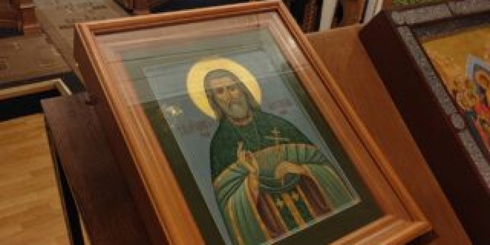 В храме прп. Серафима Саровского в Кунцеве освятили икону новомученика протоирея Александра Русинова