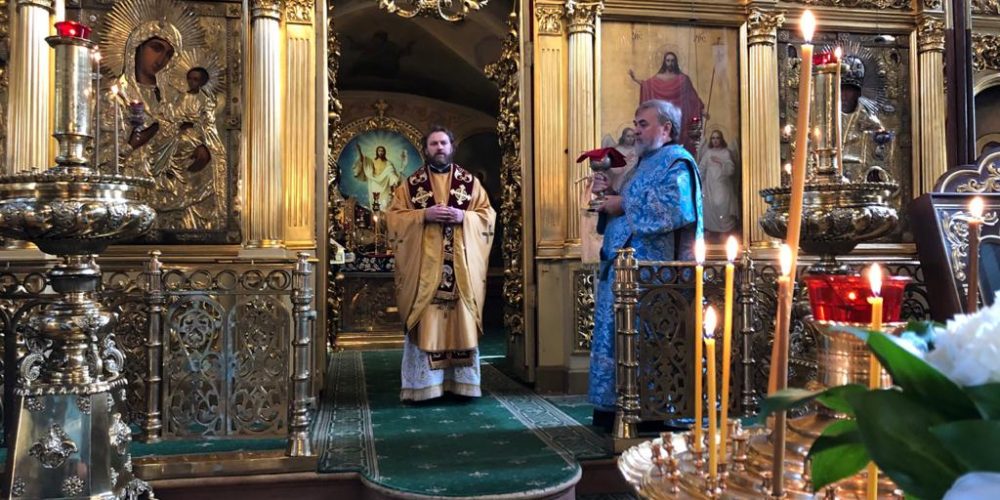 Панихиду по новопреставленному иерею Александру Шумскому отслужил епископ Павлово-Посадский Фома