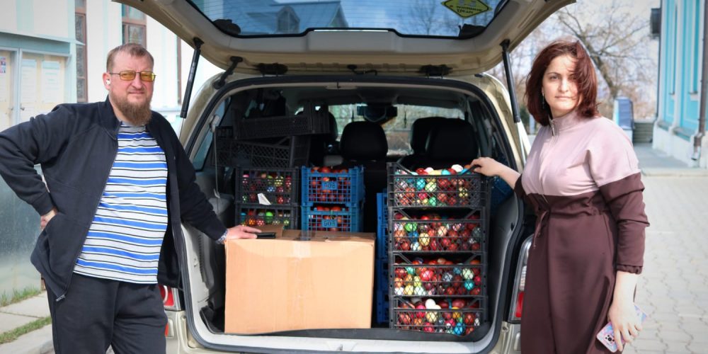 Западное викариатство продолжает собирать продукты питания для жителей ДНР и ЛНР