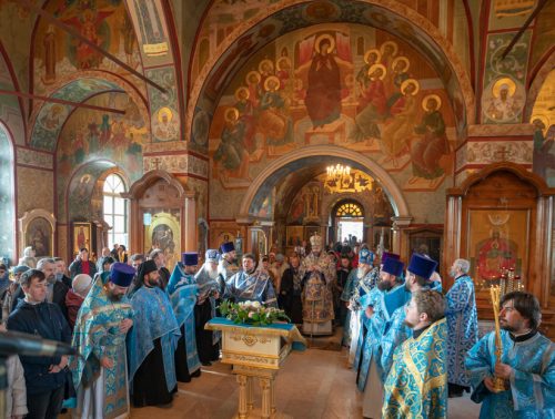 Архиерейское богослужение в день памяти Рудненской иконы Божией Матери (видео)