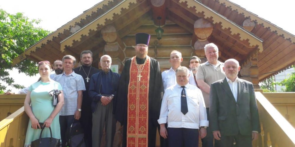 Ответственный за духовное окормление казачества в Западном викариатстве встретился с представителями казачьих обществ.