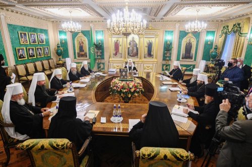 Патриарх Кирилл открыл заседание Священного Синода Русской Православной Церкви
