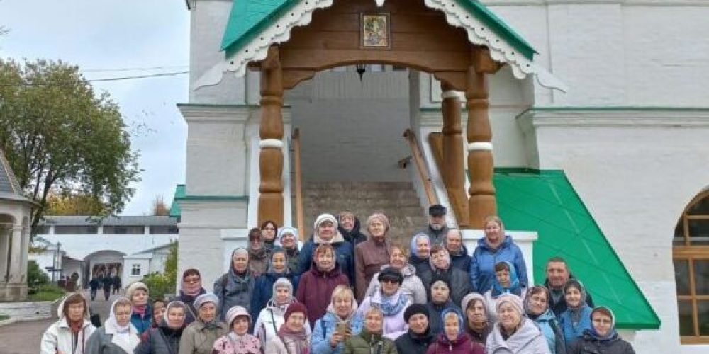 Группа прихожан храма свт. Иова посетили Саввино-Сторожевский монастырь
