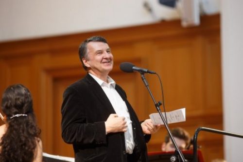 Храм Александра Невского при МГИМО приглашает на музыкальный вечер пианиста Ивана Соколова