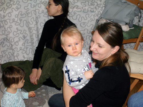 Семинар для кормящих матерей состоялся в семейном центре при храме Рождества Богородицы в Крылатском