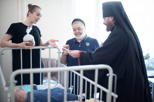 Архиепископ Одинцовский и Красногорский Фома посетил НПЦ медпомощи детям в Солнцево
