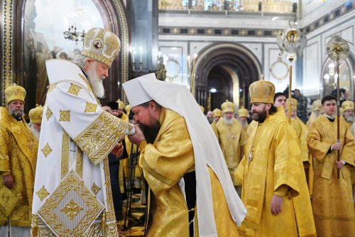 Епископ Фома поздравил Святейшего Патриарха Кирилла с днем рождения и сослужил за Божественной литургией в Храме Христа Спасителя