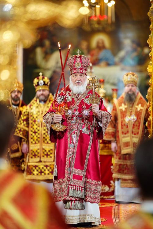 Архиепископ Фома сослужил Патриарху Кириллу за Пасхальными богослужениями в Храме Христа Спасителя