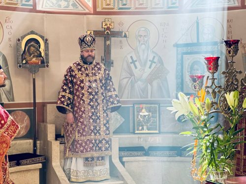 В субботу Светлой седмицы архиепископ Фома совершил Литургию в Спасском храме с. Усово