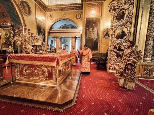 В Неделю 4-ю по Пасху архиепископ Фома совершил Литургию в Богоявленском соборе