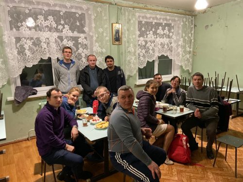 Волонтеры из храма преподобного Сергия Радонежского в Солнцево посетили хоспис в Тверской области