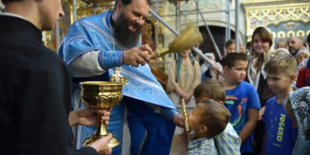 Молебен перед началом учебного года в храме Александра Невского будет совершаться дважды
