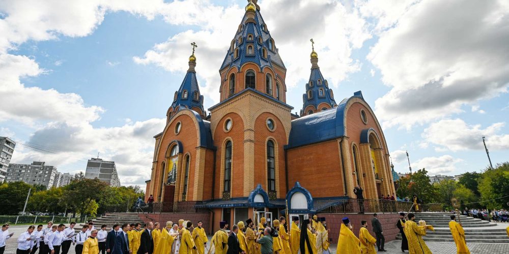 Епископ Фома принял участие в великом освящении храма Державной иконы Божией Матери в Чертанове г. Москвы