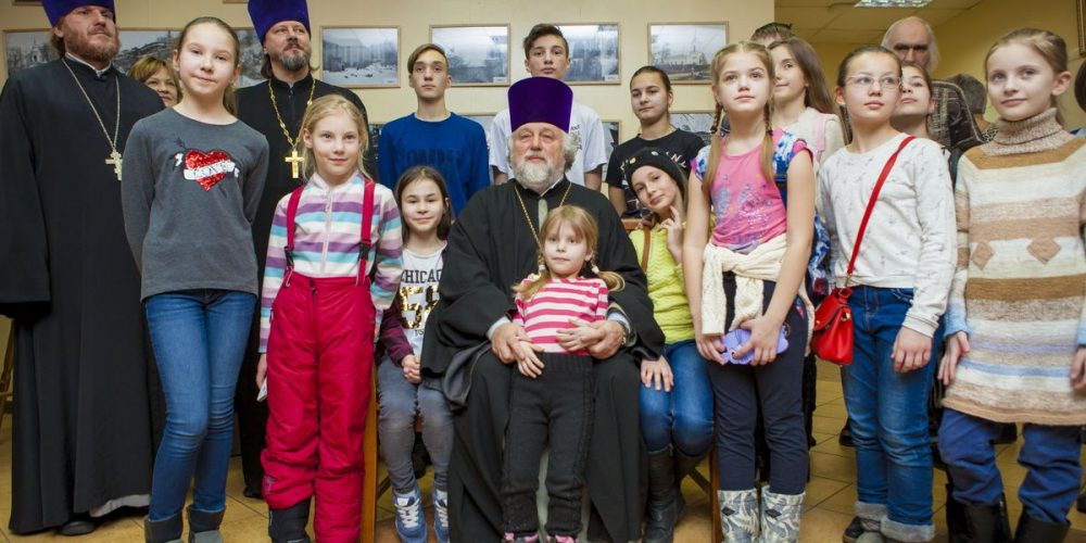 Фотогалерея. Празднование «Дня православной молодёжи» в Западном викариатстве.