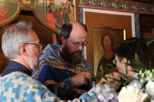 Престольный праздник встретили в храме Успения Пресвятой Богородицы в Матвеевском