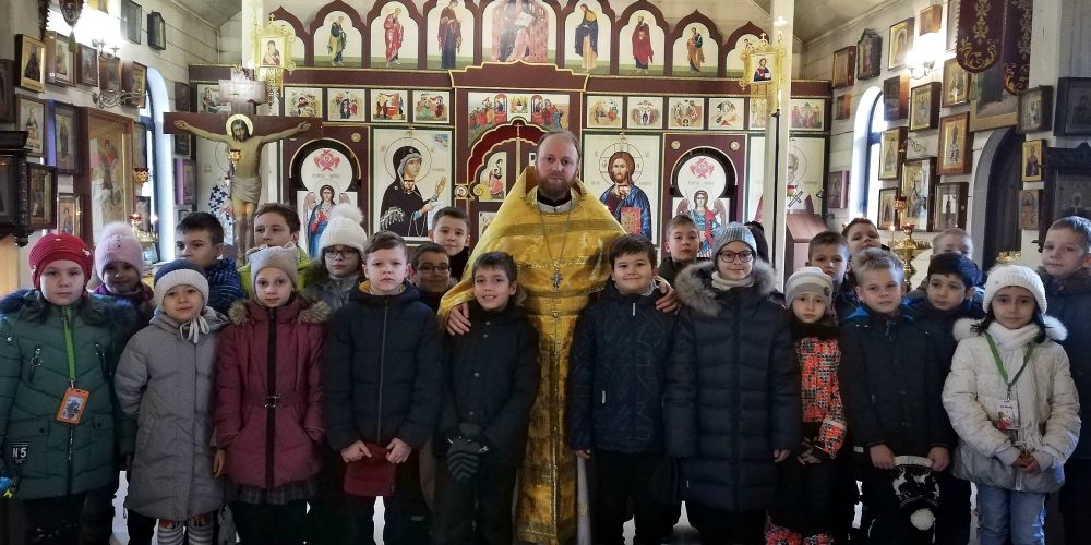 Ученики ГБОУ «Школа №1248» совершили экскурсию в храм Смоленской иконы Божией Матери в Фили-Давыдкове