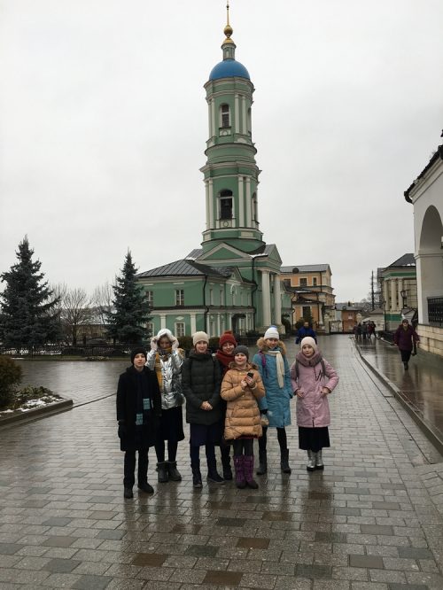 Старшая группа воскресной школы храма святителя  Димитрия Ростовского в Очаково посетила Оптину Пустынь