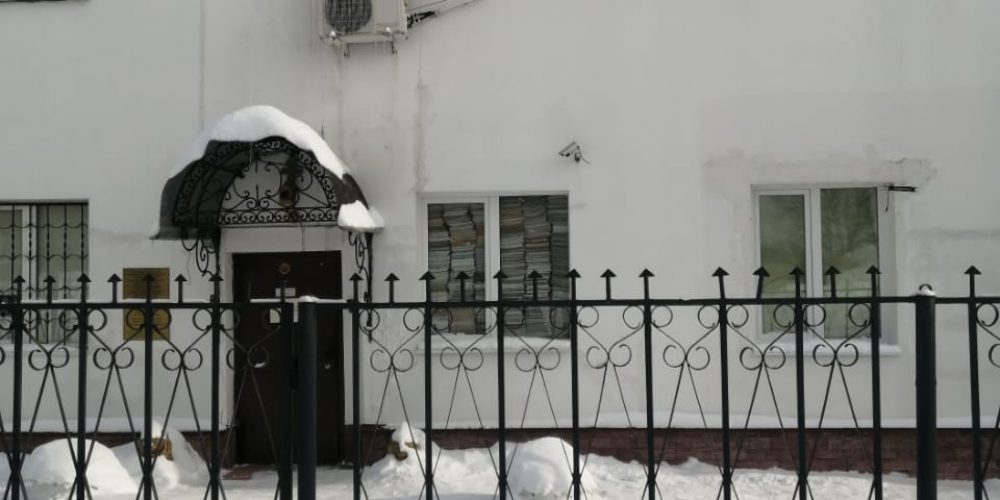 Прихожане храма прп. Андрея Рублева в Раменках передали гумпомощь для приюта бездомных в Мураново