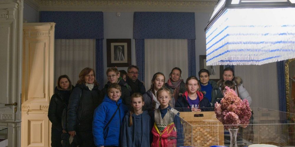 Учащиеся воскресной школы храма свт. Димитрия Ростовского побывали с экскурсией в Марфо-Мариинской обители