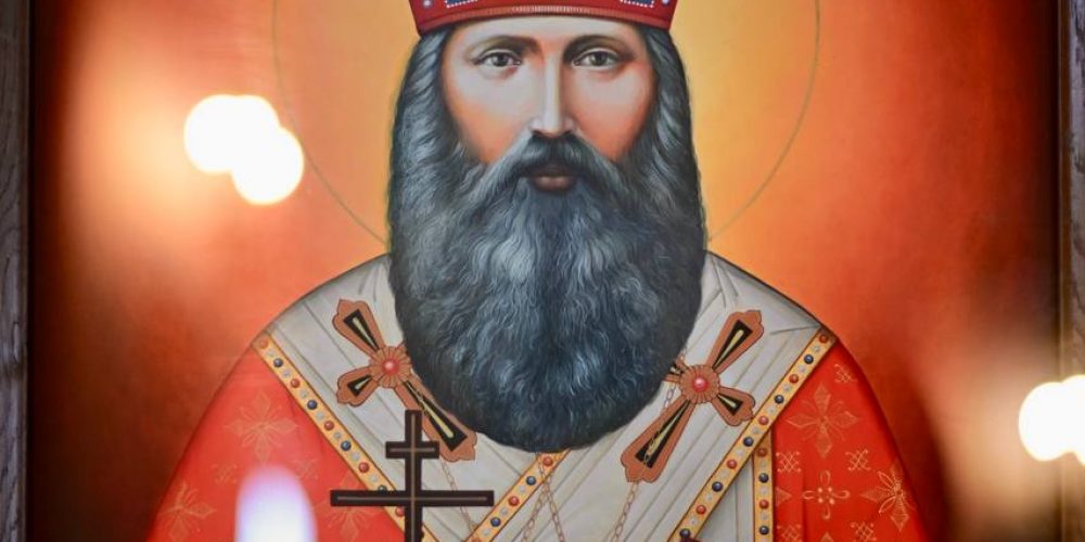 В храме преподобного Сергия Радонежского в Солнцево появились новые иконы
