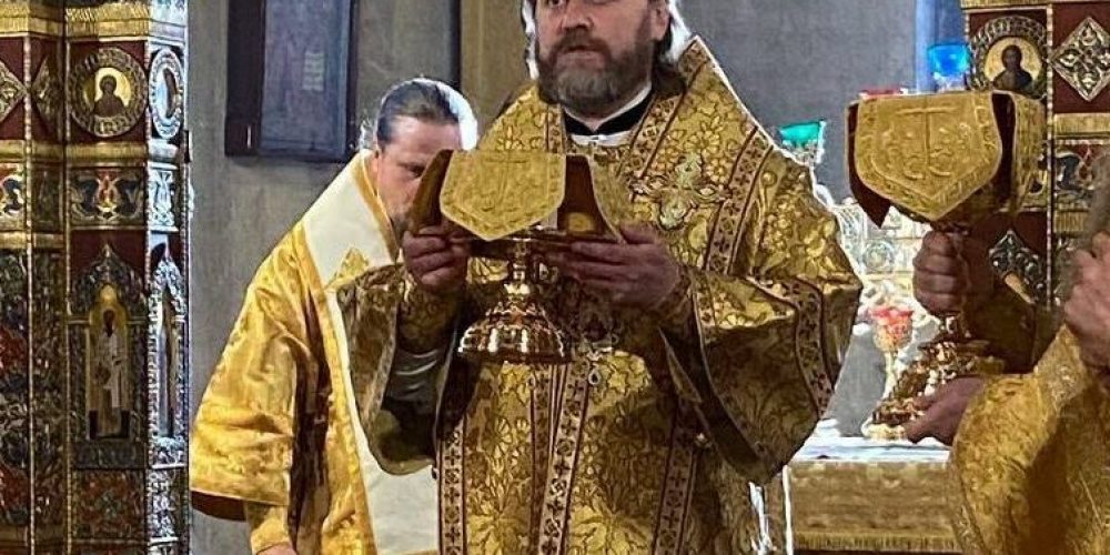 Литургию в Лужецком Богородице-Рождественском Ферапонтовом мужском монастыре совершил архиепископ Фома