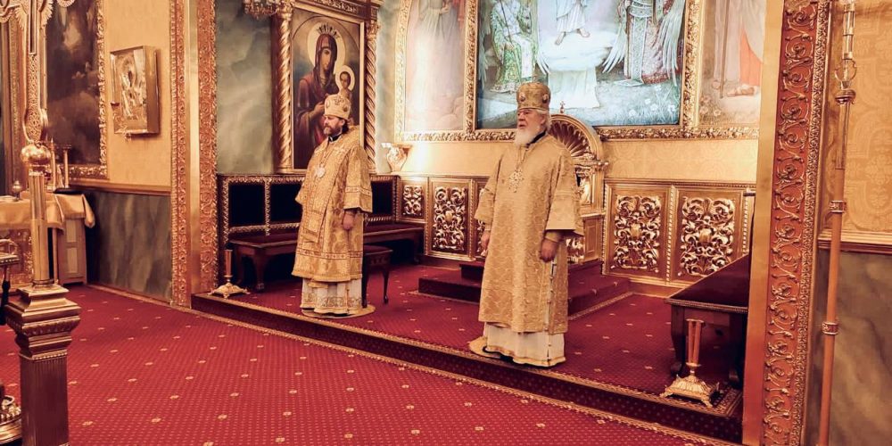 Архиепископ Фома сослужил митрополиту Самарскому и Новокуйбышевскому Сергию за Литургией в Богоявоенском соборе