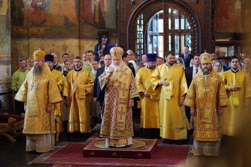 Архиепископ Фома сослужил Патриарху Кириллу за Литургией в Патриаршем Успенском соборе Московского Кремля